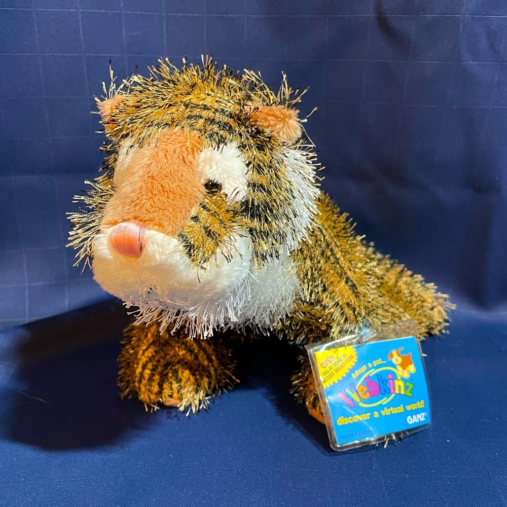 NWT GANZ Webkinz plush tiger HM032 w/ unopened code tag